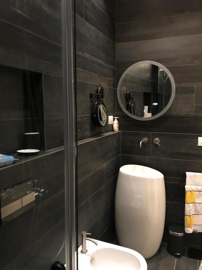 Апартаменты Studio 18 Милан Экстерьер фото